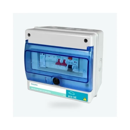 Dispositivo de seguridad que protege la instalación de recarga frente a picos de tensión y sobrecargas eléctricas. Se trata de una caja de plastico de color blanco, con una tapa azul transparente que protege los interruptores.